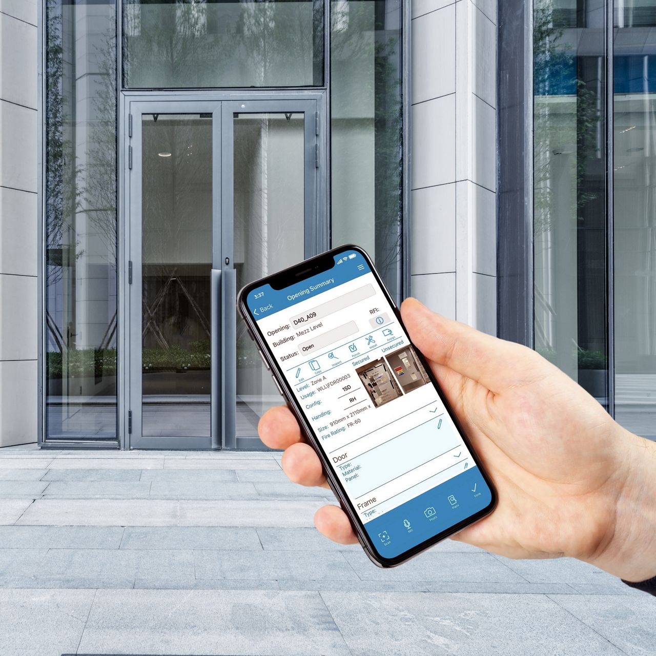 Openings Studio™ Mobile App rationalise les inspections des ouvertures et des portes coupe-feu.