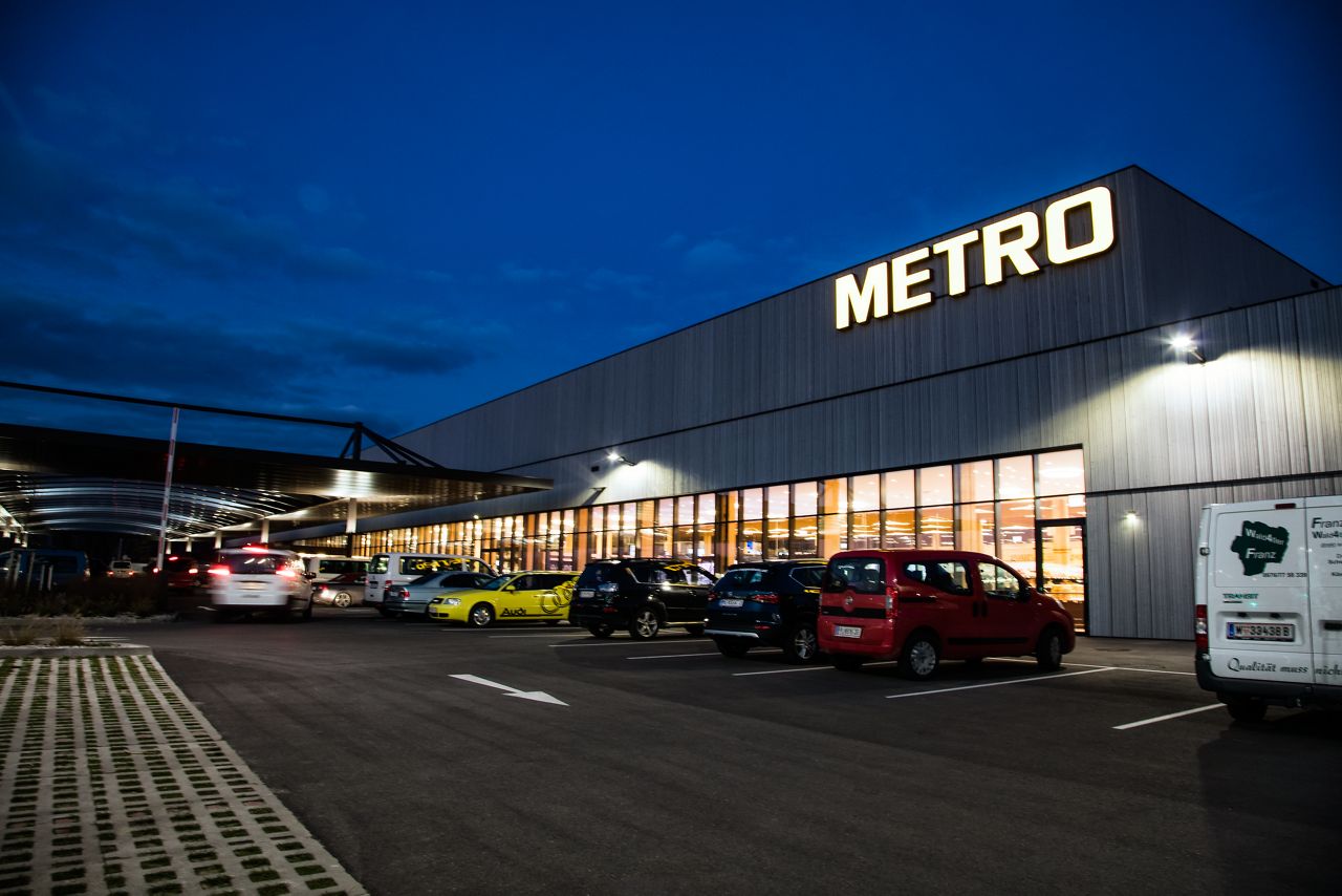 Overhead doors and BREEAM