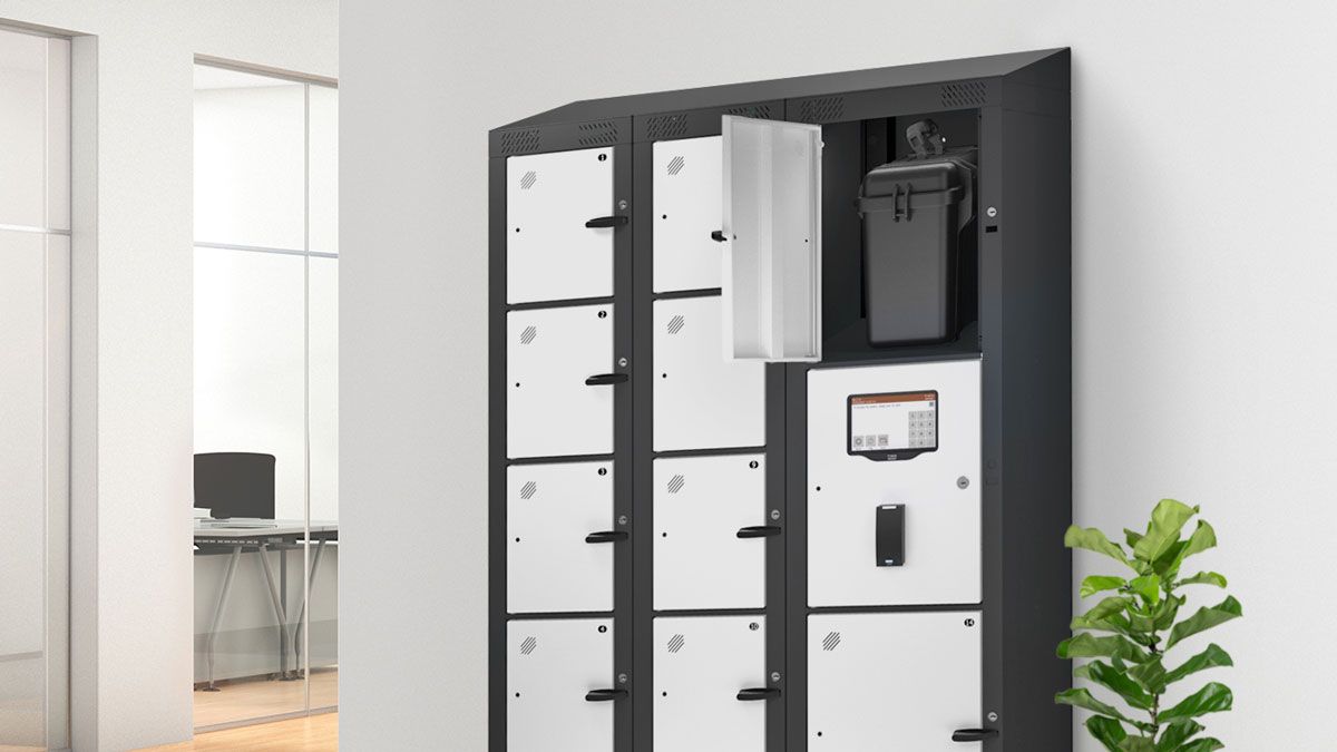 Traka personnel lockers for temporary deposit