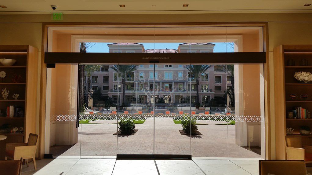 See-through sliding door in pool entrance