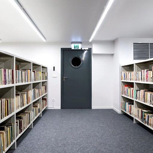 Portes battantes non coupe-feu