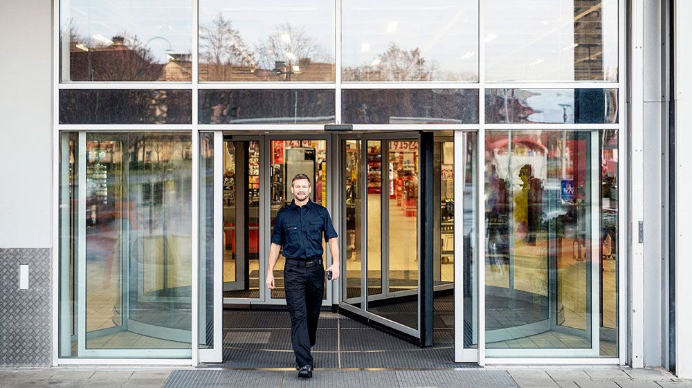 Porte automatique tournante ASSA ABLOY Entrance Systems