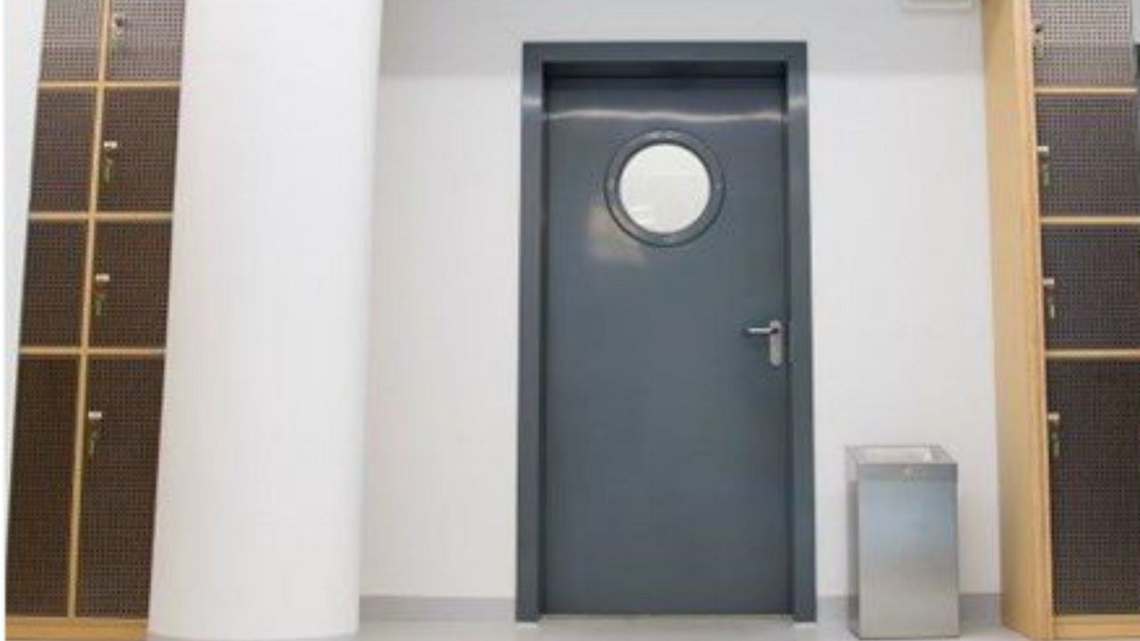Portes de sécurité tertiaire