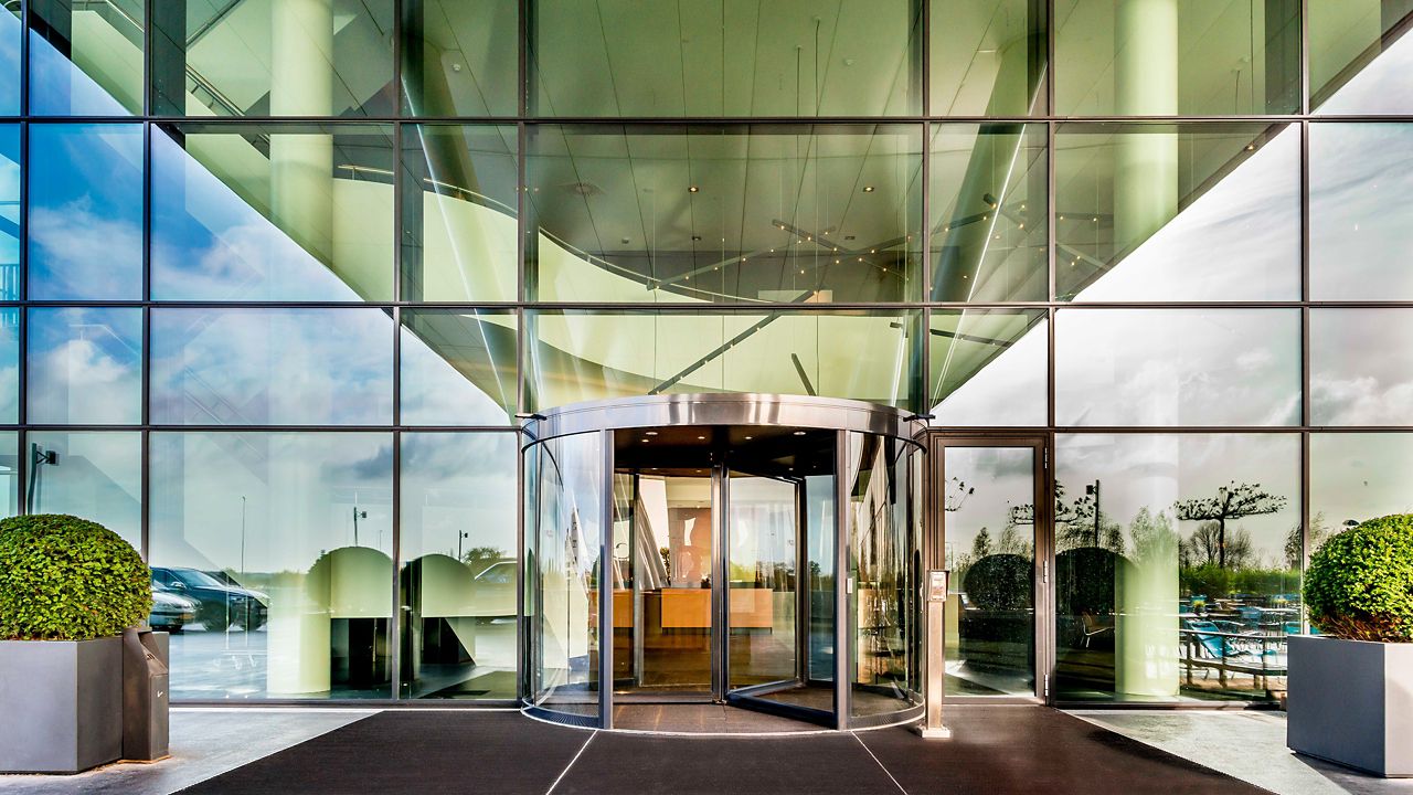 Innovative and reliable entrance solutions for all needs