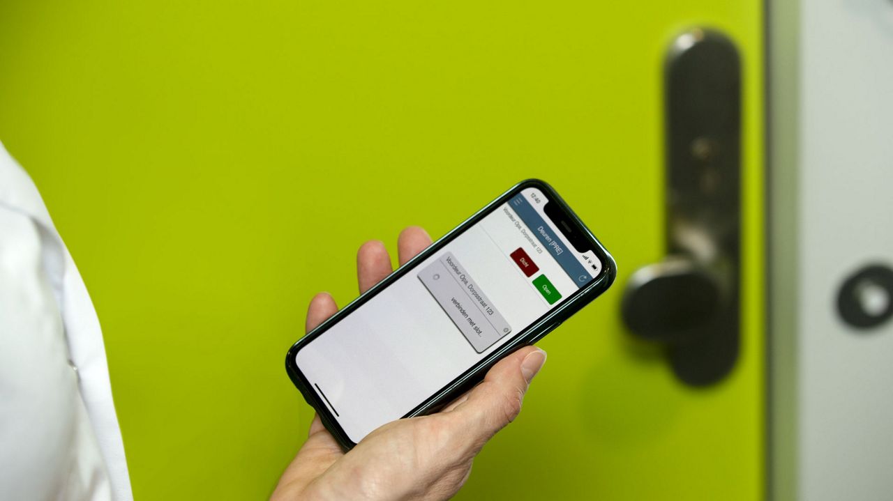Radaris ePro smart lock bediening via smartphone