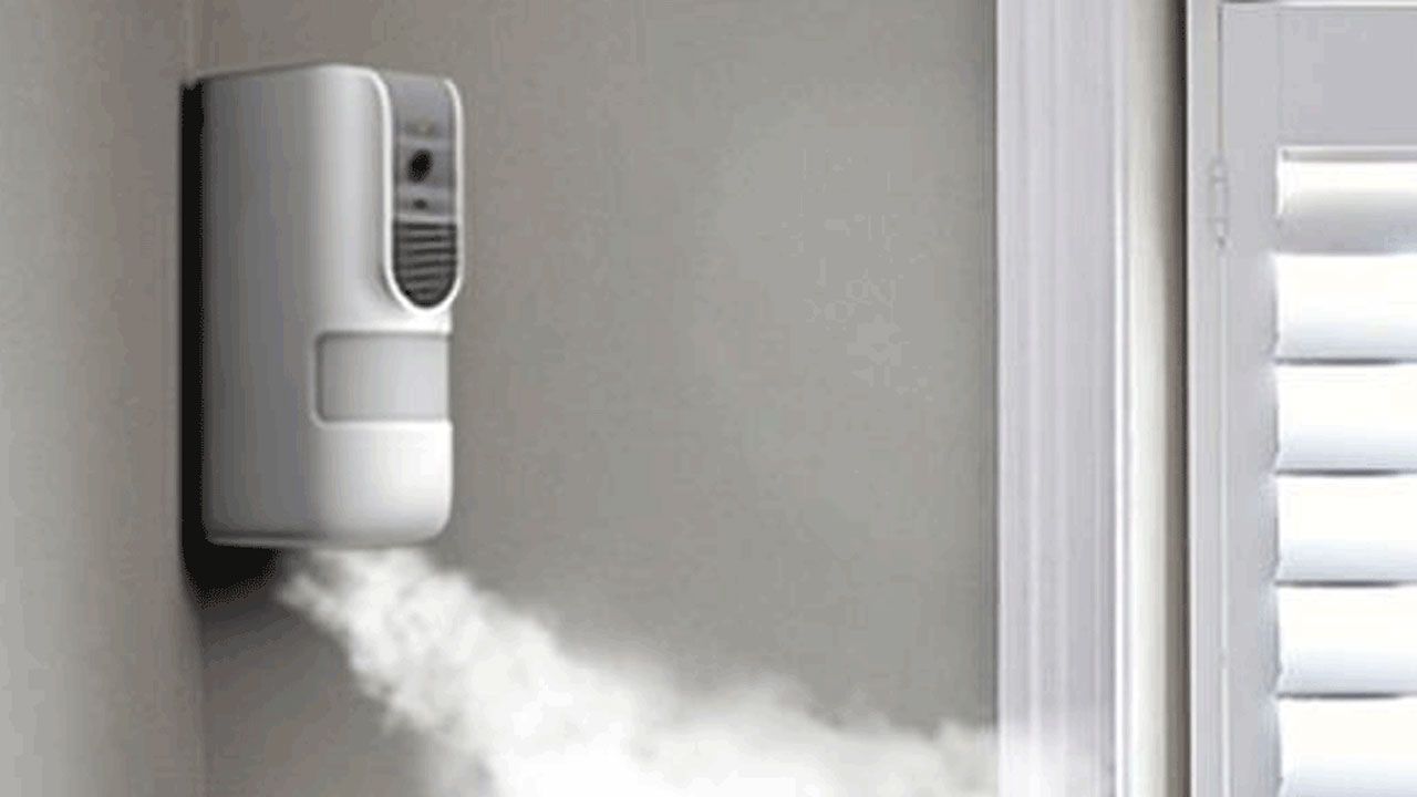 Générateur de fumée Essence Myshield accroché au mur