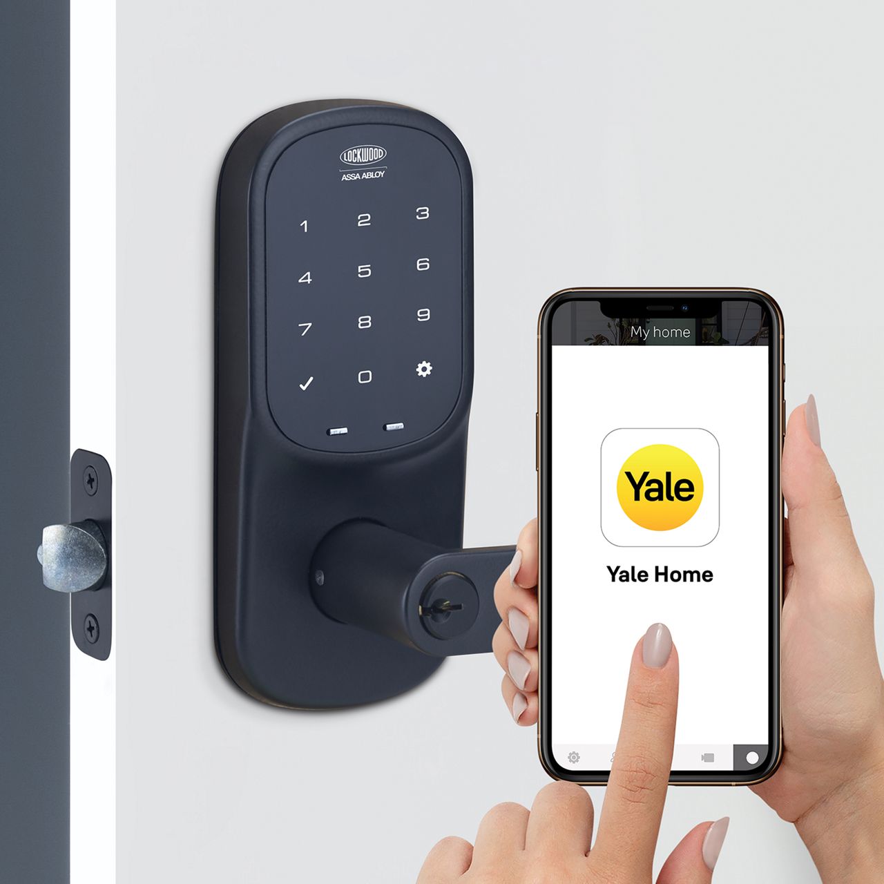 SDL Leverset front door lock with hand and key