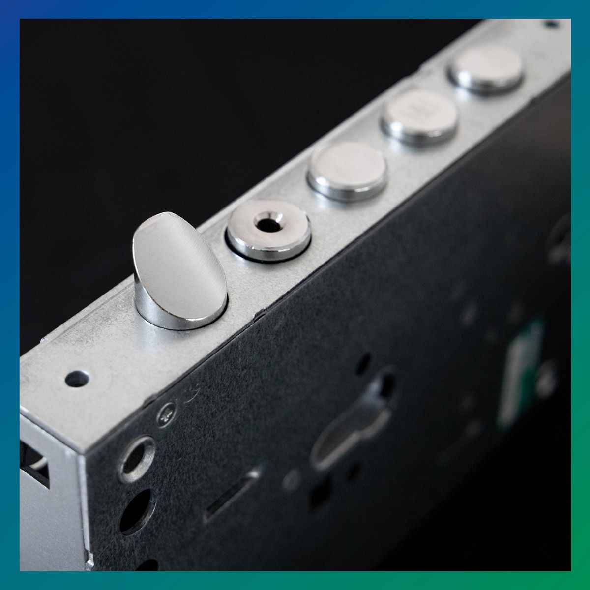 Serratura per porta blindata Serie 82 Mottura