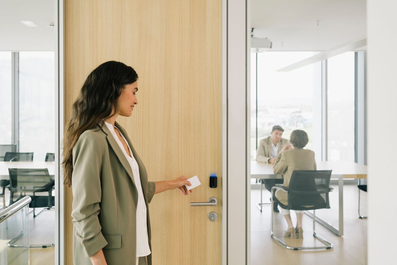 Which door lock is right for your space? From smart door locks to electronic locks: Three ASSA ABLOY Korea door lock solutions for different environments