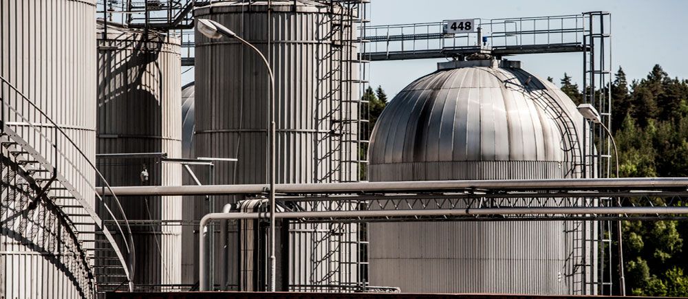 Priemyselné potrubia a nádrže