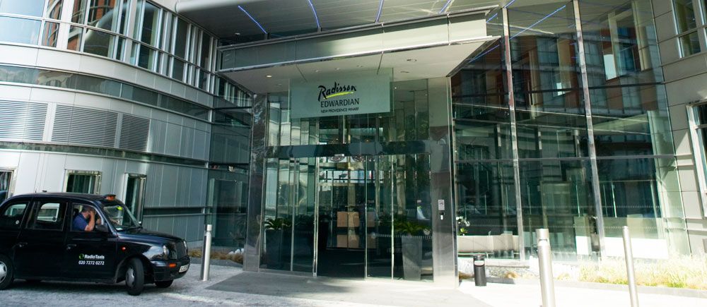 Hlavní vstup do hotelu