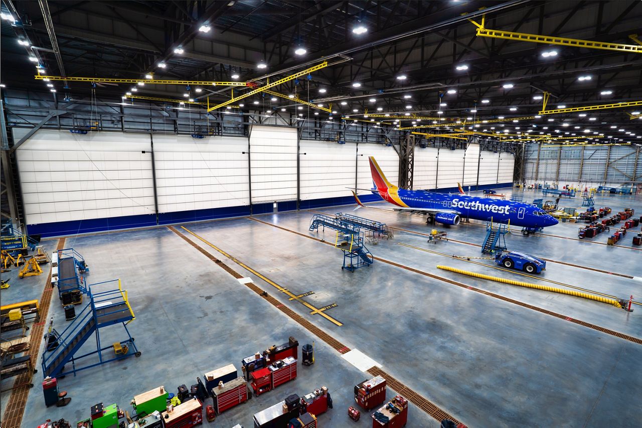 hangar door at southwest airlines