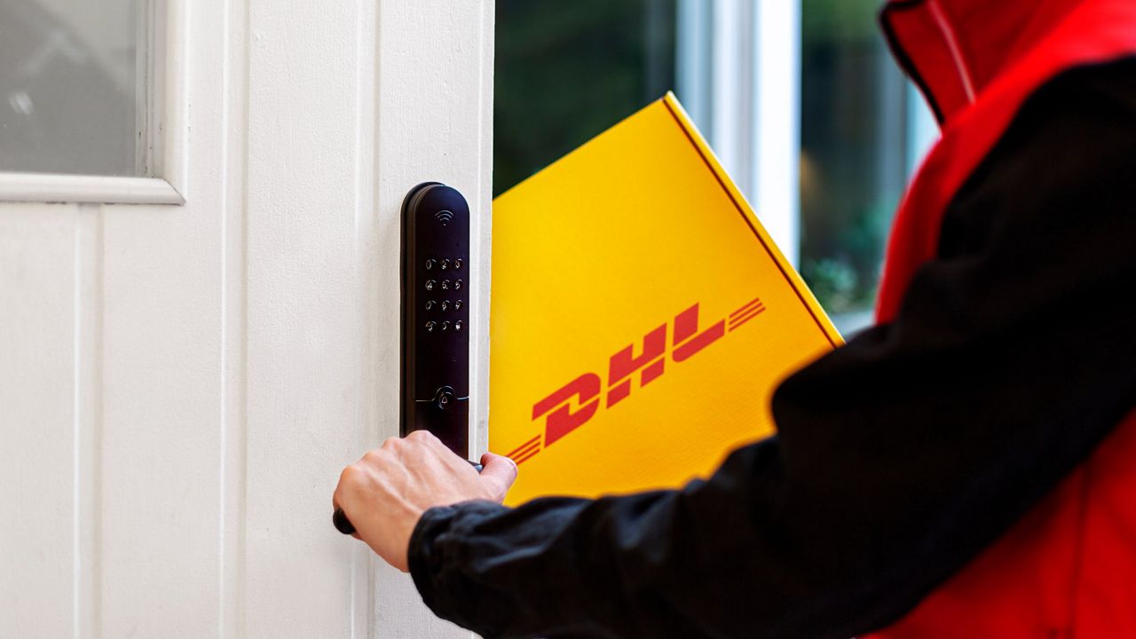 Yale and DHL