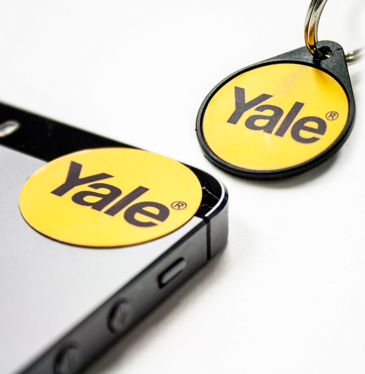 Image: Yale Prox Dot Phone