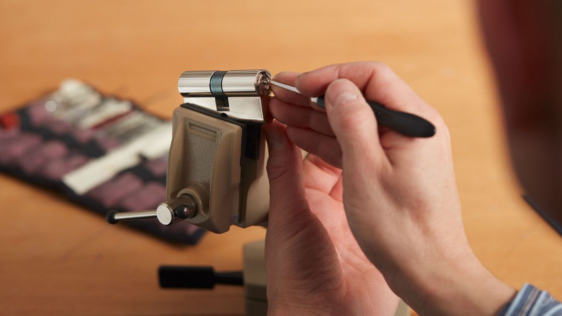 Lockpicking at ASSA ABLOY